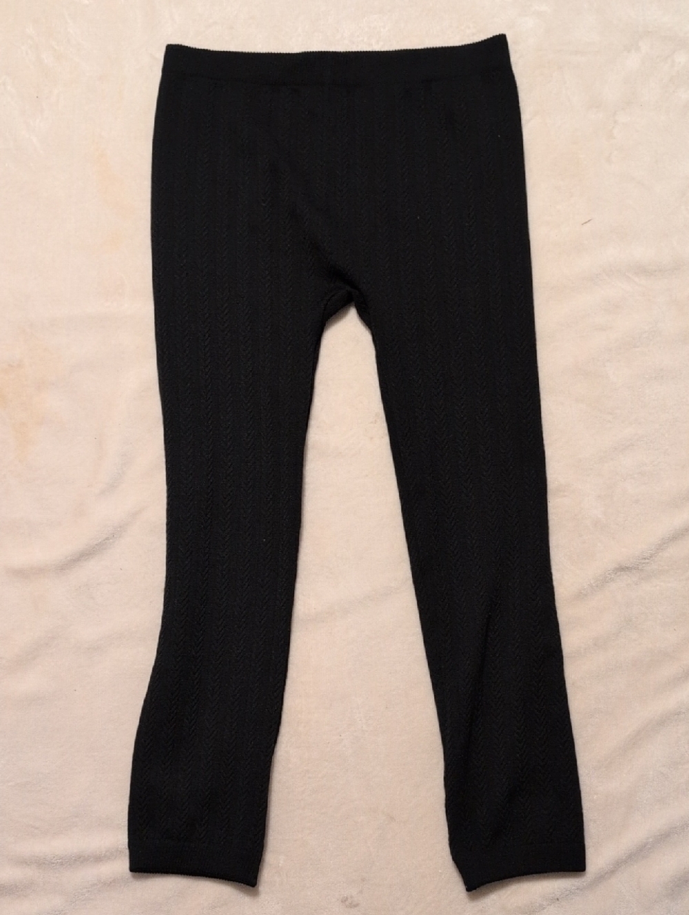 Avenue woman's Fleeced Lined Textured Black Leggings size M/L
